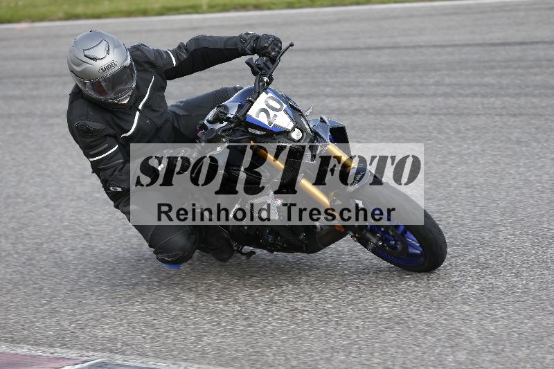 /Archiv-2025/09 22.04.2025 Cornu Master School ADR/gruen-vert/20